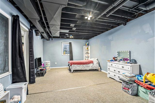 94 Easton Drive, Ionia, MI 48846