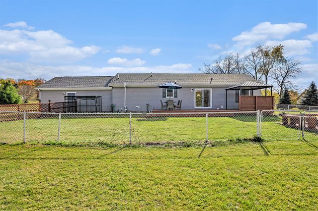 94 Easton Drive, Ionia, MI 48846