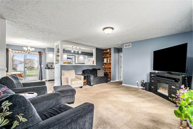 94 Easton Drive, Ionia, MI 48846