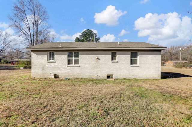 235 DEWITT RD, Rossville, TN 38066