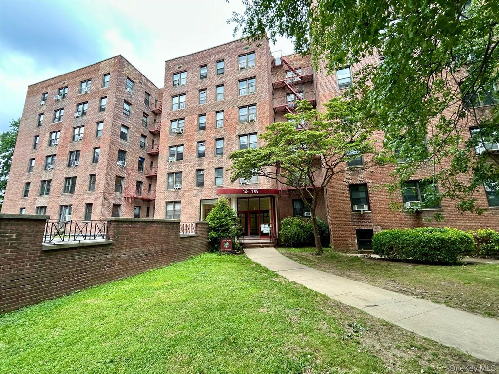 15020 71st Avenue 6J, Kew Garden Hills, NY 11367 — exterior