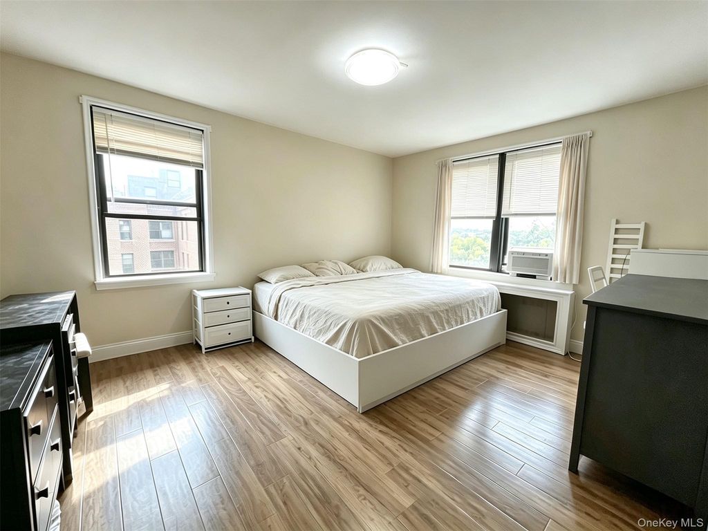 15020 71st Avenue 6J, Kew Garden Hills, NY 11367 — photo 3