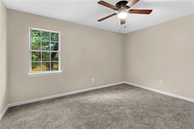 6005 Sturbridge Drive, Mobile, AL 36609