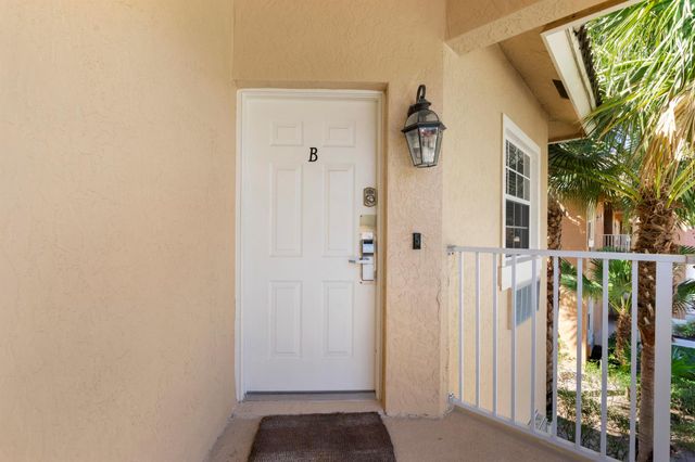 8255 Mulligan Circle 3422, Port St Lucie, FL 34986