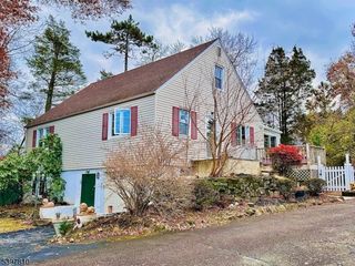 357 Central Ave, North Caldwell Boro, NJ 07006