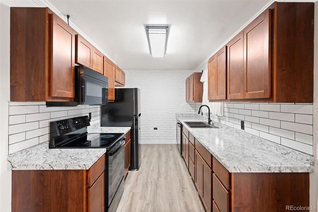 1005 Moss Street, Golden, CO 80401