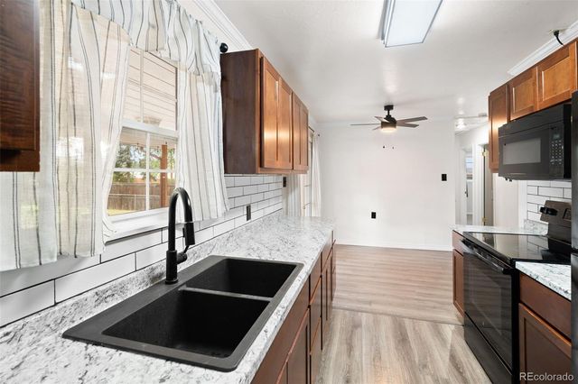 1005 Moss Street, Golden, CO 80401
