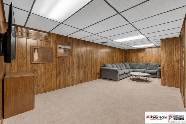 31511 Fairfield Drive, Warren, MI 48088