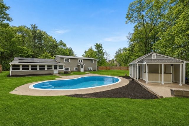3 Willett Drive, Attleboro, MA 02703