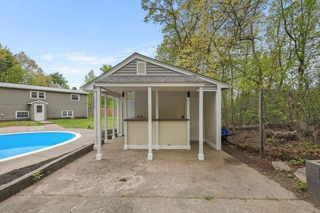 3 Willett Drive, Attleboro, MA 02703