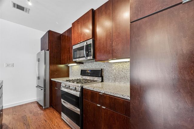 1409 Laird Street B, Houston, TX 77008