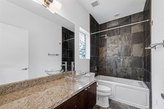 1409 Laird Street B, Houston, TX 77008