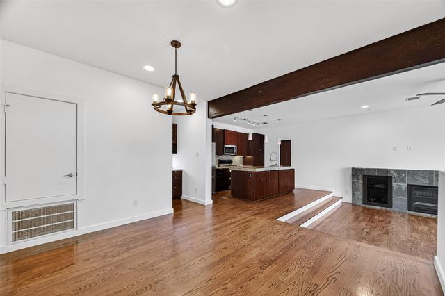 1409 Laird Street B, Houston, TX 77008