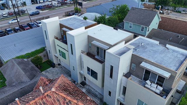 1409 Laird Street B, Houston, TX 77008