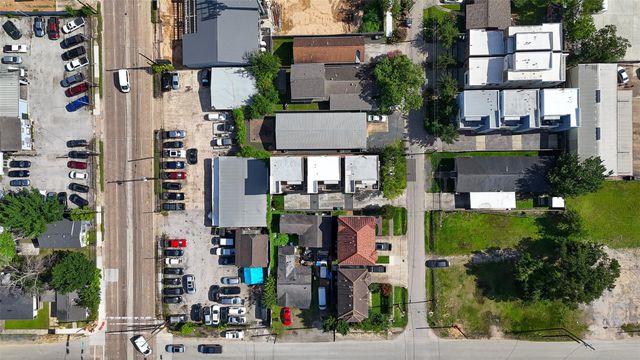 1409 Laird Street B, Houston, TX 77008