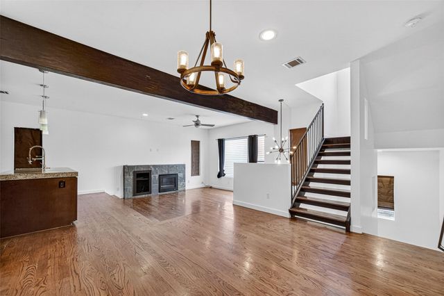 1409 Laird Street B, Houston, TX 77008