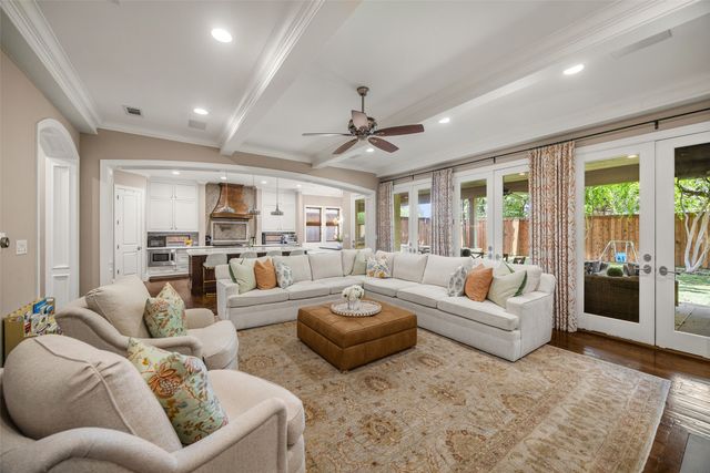 5726 W Hanover Avenue, Dallas, TX 75209