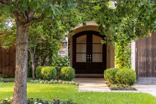 5726 W Hanover Avenue, Dallas, TX 75209