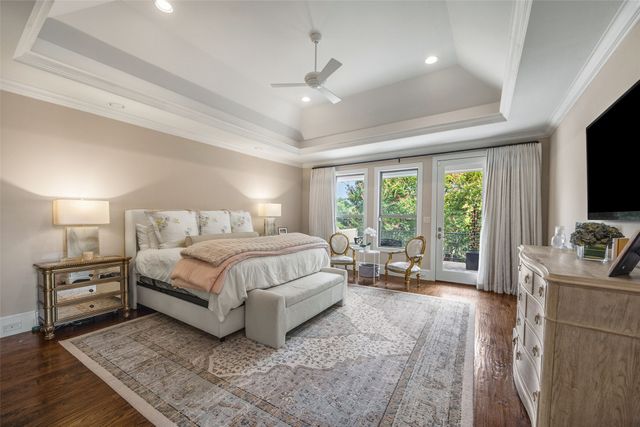 5726 W Hanover Avenue, Dallas, TX 75209