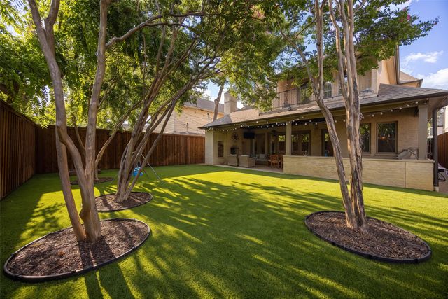 5726 W Hanover Avenue, Dallas, TX 75209