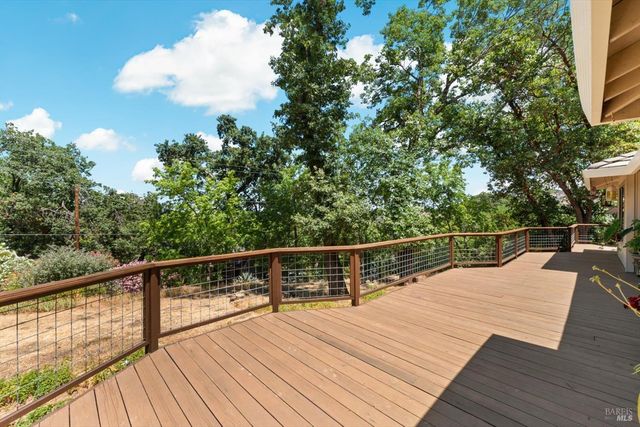 75 Ridgecrest Dr, Napa, CA 94558