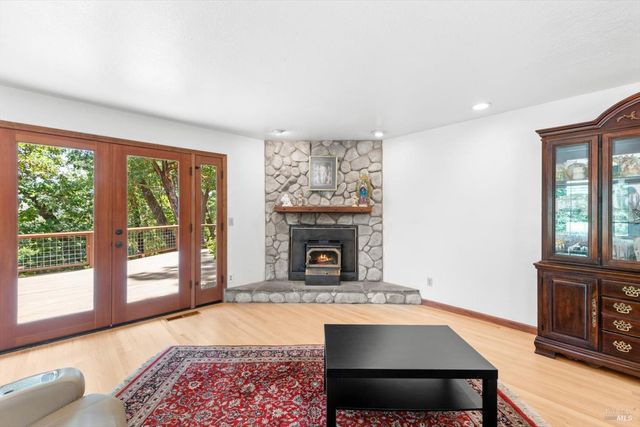 75 Ridgecrest Dr, Napa, CA 94558