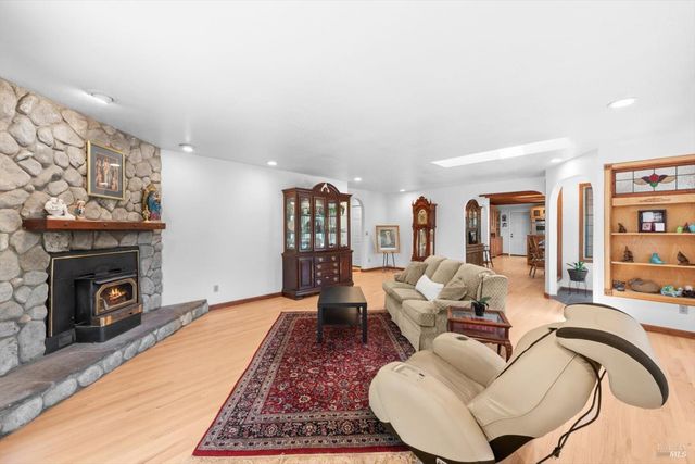 75 Ridgecrest Dr, Napa, CA 94558