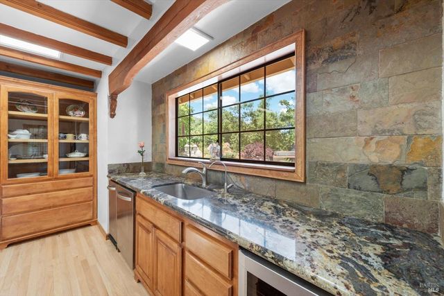 75 Ridgecrest Dr, Napa, CA 94558
