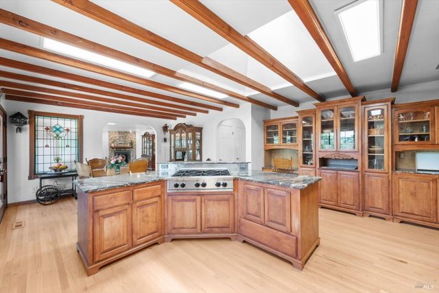 75 Ridgecrest Dr, Napa, CA 94558