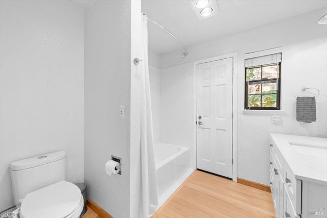 75 Ridgecrest Dr, Napa, CA 94558