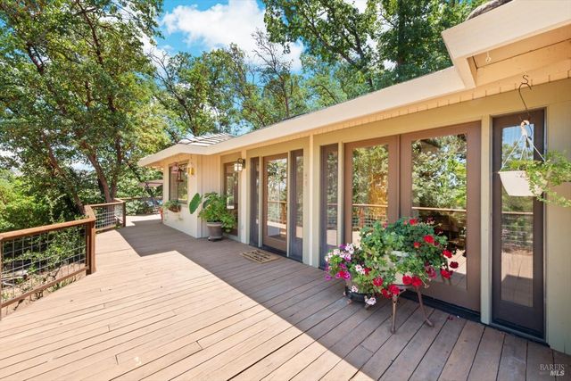 75 Ridgecrest Dr, Napa, CA 94558
