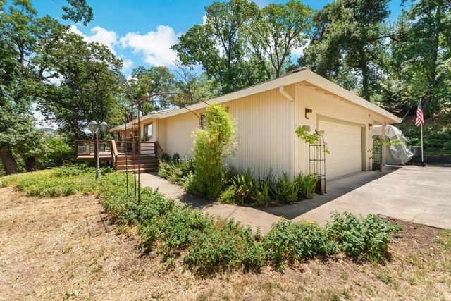 75 Ridgecrest Dr, Napa, CA 94558