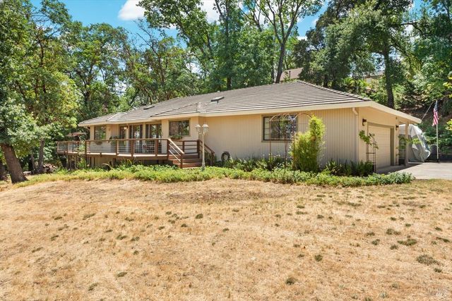 75 Ridgecrest Dr, Napa, CA 94558
