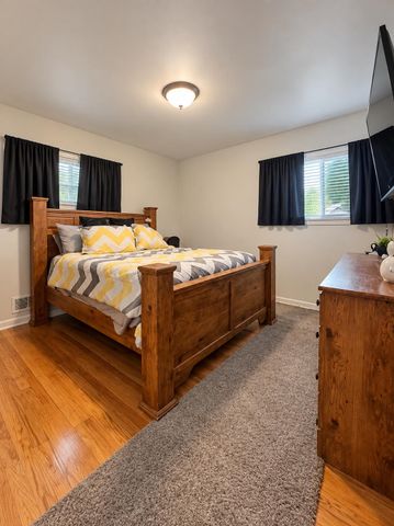 5413 Fleming Road, Flint, MI 48504