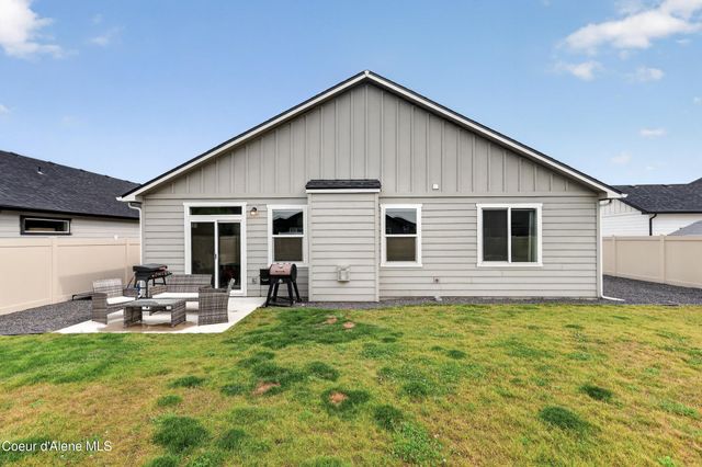 13816 N Apex Way, Hayden, ID 83835