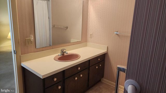 2881 SUNSET DR, Dallastown, PA 17313