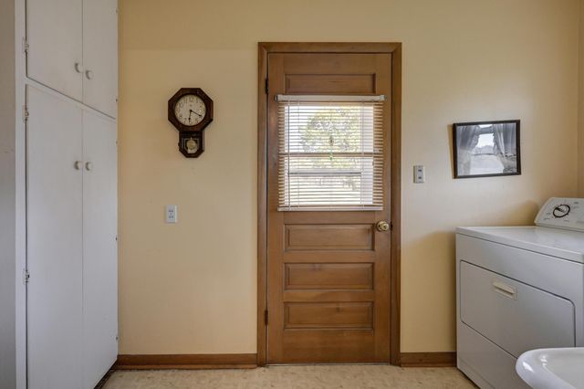 1211 Northwest Boulevard, Neosho, MO 64850