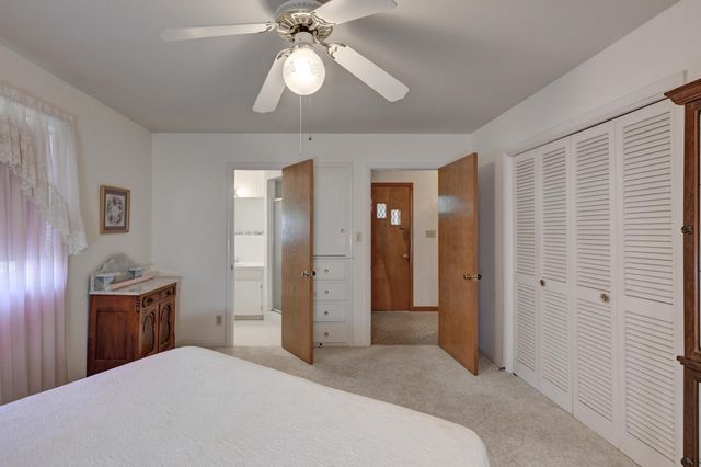 1211 Northwest Boulevard, Neosho, MO 64850