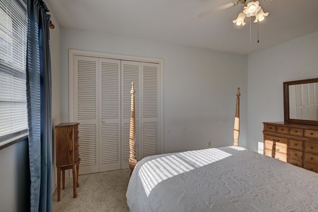 1211 Northwest Boulevard, Neosho, MO 64850