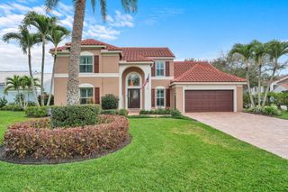 1008 Pine Lake Circle, Palm Beach Gardens, FL 33418