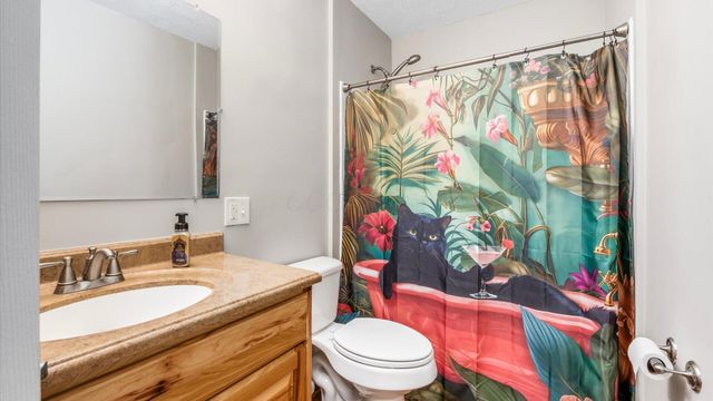 4530 North Bank Road, Buckeye Lake, OH 43008