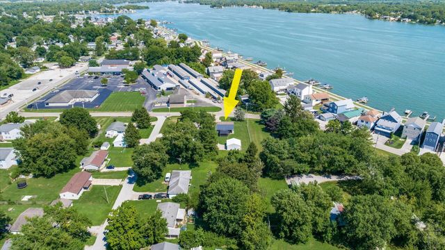 4530 North Bank Road, Buckeye Lake, OH 43008