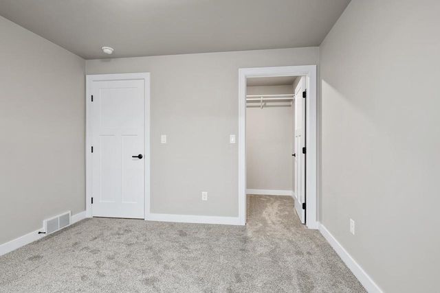 3696 ELLA JO WAY, De Pere, WI 54115