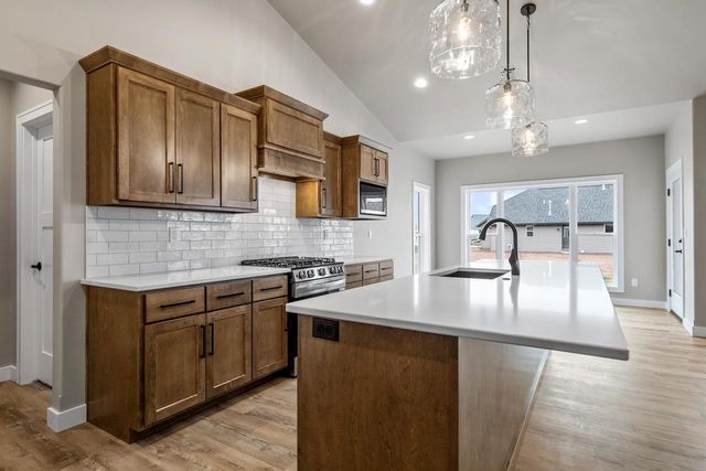 3696 ELLA JO WAY, De Pere, WI 54115
