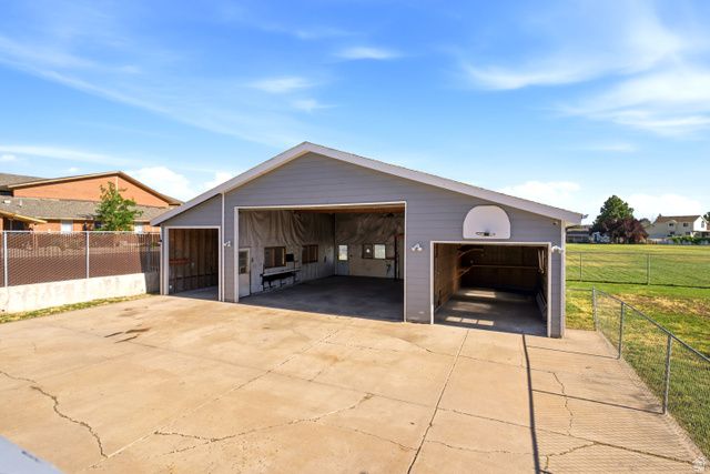 4585 W 2125 N, Plain City, UT 84404