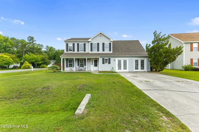 687 Windsor Drive SE, Belville, NC 28451
