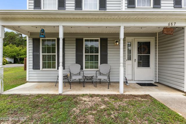 687 Windsor Drive SE, Belville, NC 28451