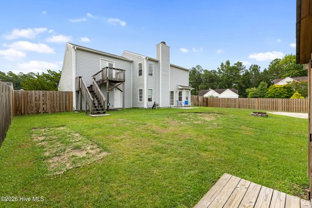 687 Windsor Drive SE, Belville, NC 28451