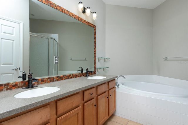 899 LANTERN WAY 201, Clearwater, FL 33765
