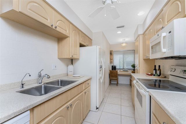 2950 N BEACH ROAD B522, Englewood, FL 34223